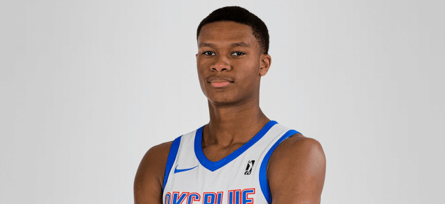 17年落选秀多齐尔多齐尔身高1米98,体重93公斤,加盟nba之前,他效力于