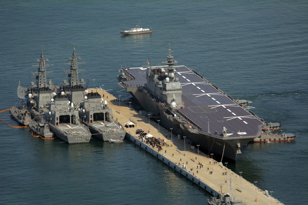 模型暴露野心,可同时携带F-35B、MV-22