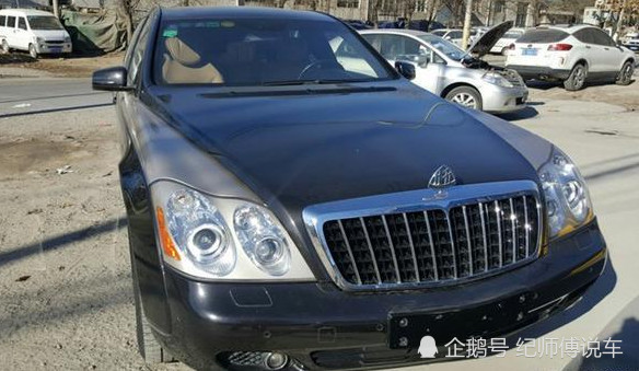 路边修理店偶遇迈巴赫齐柏林,比马云的62s还贵,国内仅10台