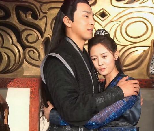 香蜜评分下降,杨紫邓伦活在预告片中,配角谈个