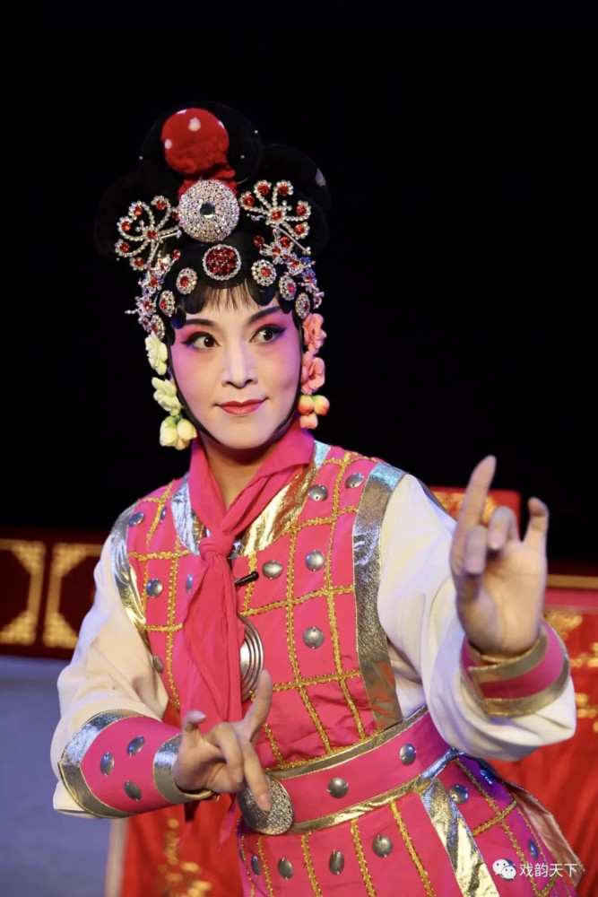 梨园新星||河南豫剧院二团优秀青年演员推介之李圣娜