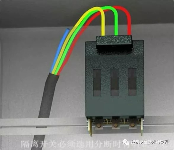 更多圖片 >1,線路由外電變壓器低壓輸出及中性點接地引入到總配電房