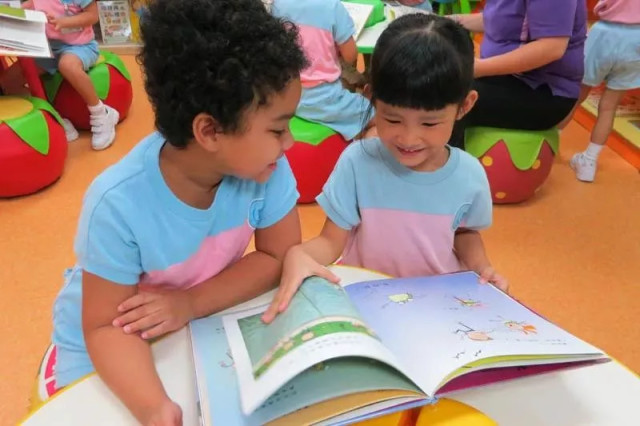 同样是人口危机 日本这样鼓励生育!看完二胎走