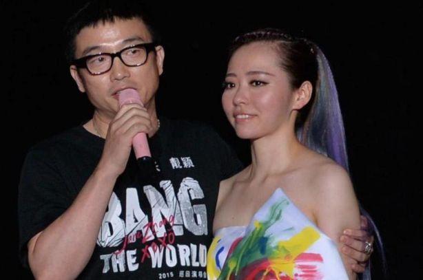 张靓颖宣布离开少城时代 正式与冯轲划清界限