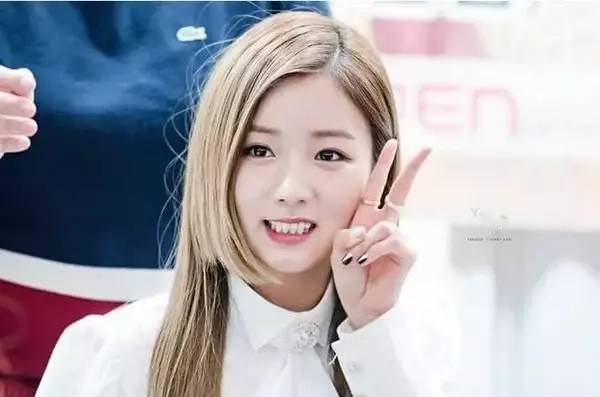 2018最美的减龄发型公主切长发!