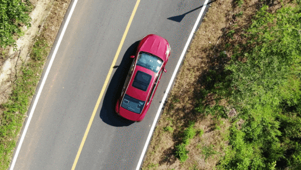 大疆mavic:想航拍汽车大片?一篇文详述航拍汽车初级教程