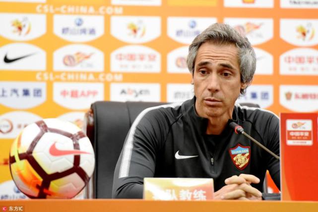 索萨拒绝为亚冠放弃联赛:没太多轮换球员 只能