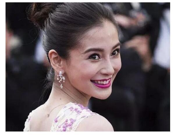 baby产后脸上留下难以弥补的印记!高清镜头下瞬间显老10岁!