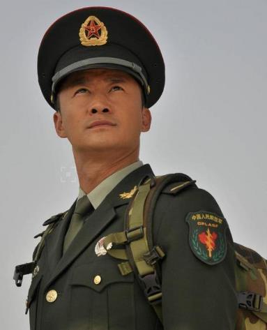 战狼3演员表公布,释小龙参演,最后一位人民币演员!