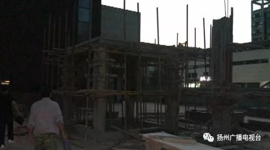 气愤!这个开发商延期交房不赔付,更恼火的是…