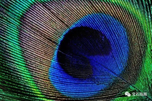 抛开"彩虹",蓝色蓝宝石的"蓝"有多少种?_腾讯新闻