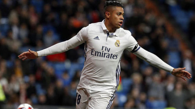 正式接班C罗?皇马新援马里亚诺:7号球衣闲着