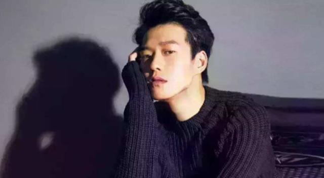 魏大勋背景曝光,原来是个富二代,不努力就要回