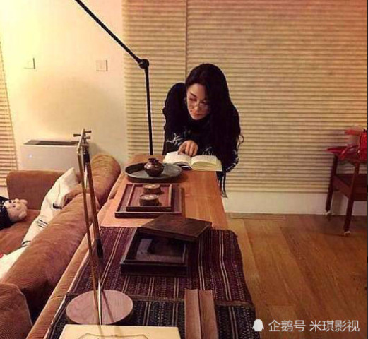 张馨予称何捷拒绝给她买大房子,当她说出原因