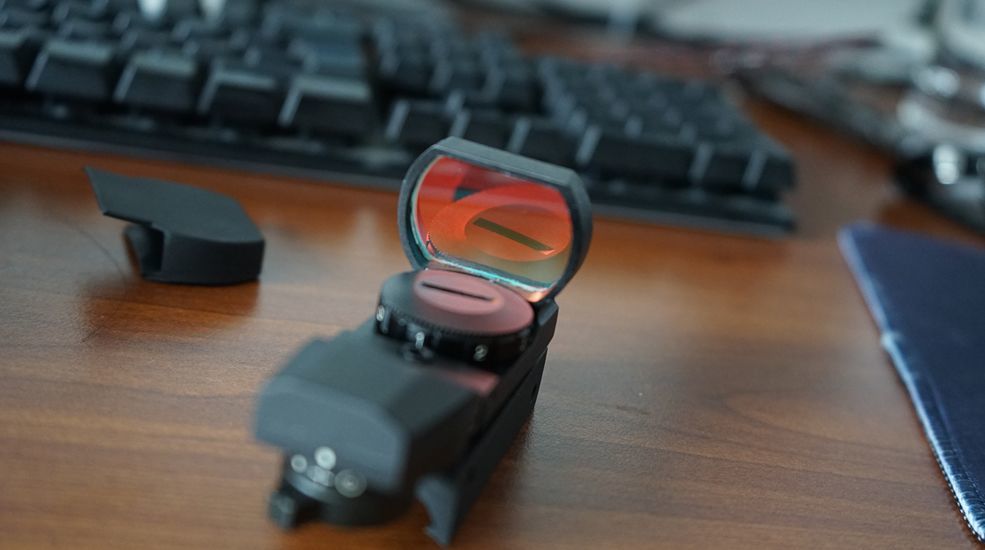 讲堂军库虹膜红点瞄准镜再次预售