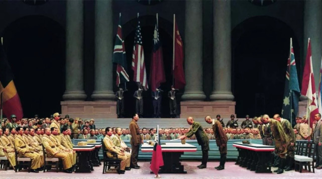 从不可一世到低头投降1945年日本投降的真实照片