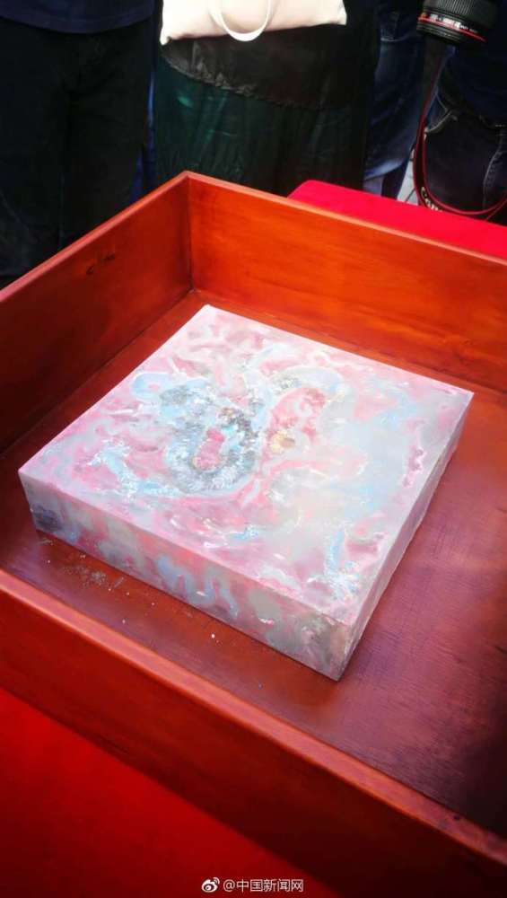 故宫养心殿启动大修神秘殿顶龙纹宝匣现世