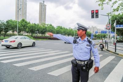 警察交警那个好(警察和交警哪个前景好)