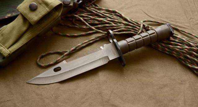 世界非常出名的3把军刀,最后一把来自中国,已成为雇佣兵的最爱