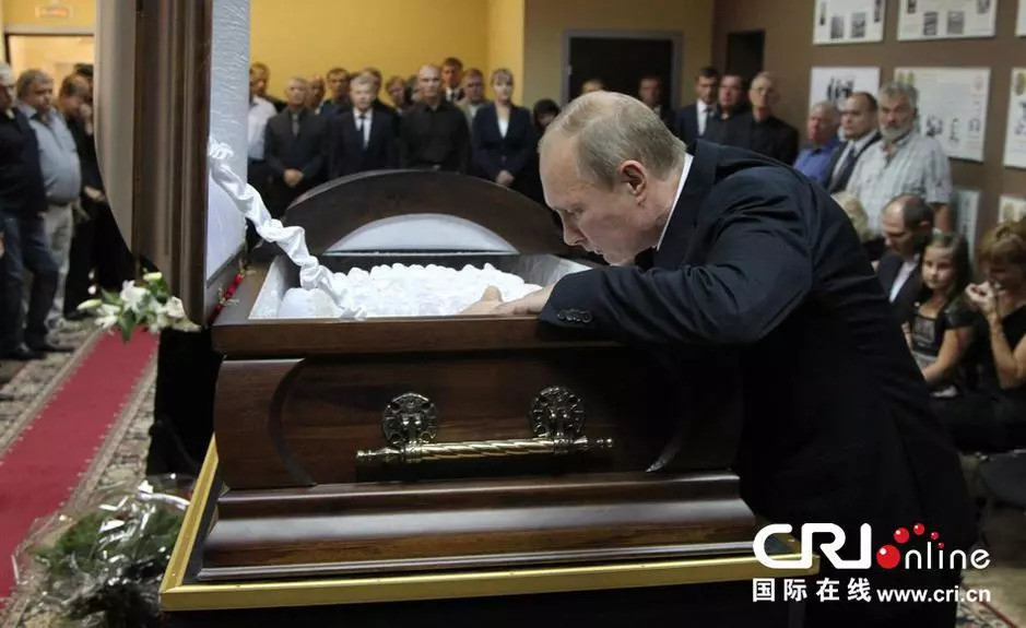 网友发出这些时间痕迹的照片,让人无限感慨