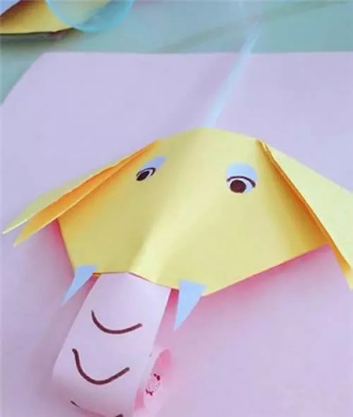 今天就来做一个不一样的手工吧~会动鼻子的小象 会动鼻子的小象