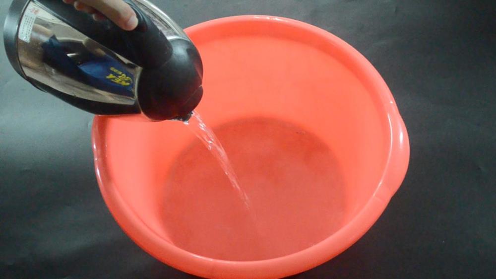 吃剩下的核桃壳别再扔了,它还有这3大妙用,看