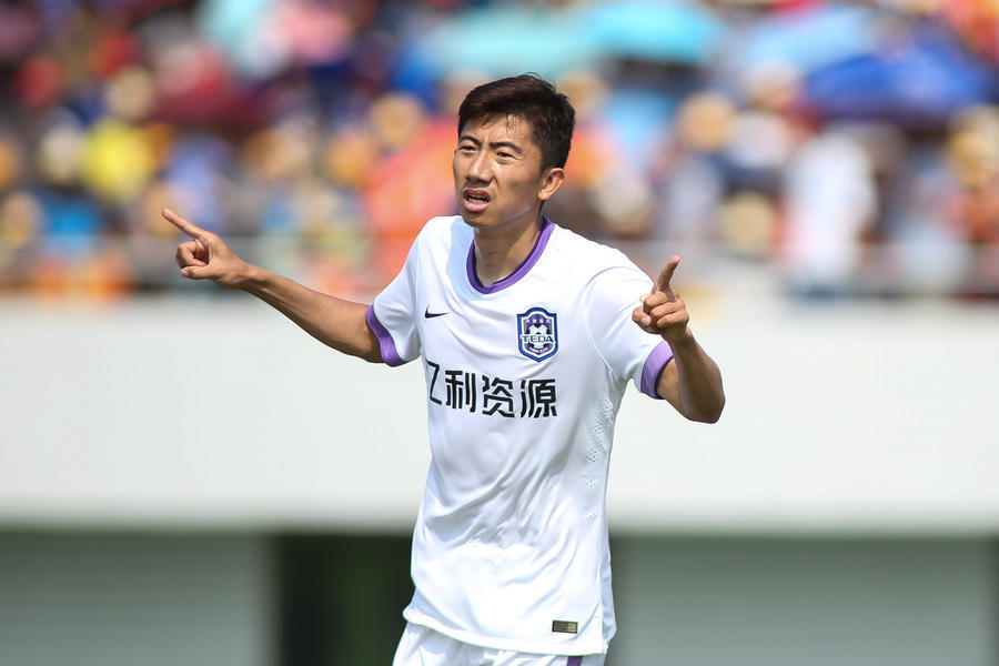 31岁前国脚退役开水果店泰达c毛借助微信推广生意