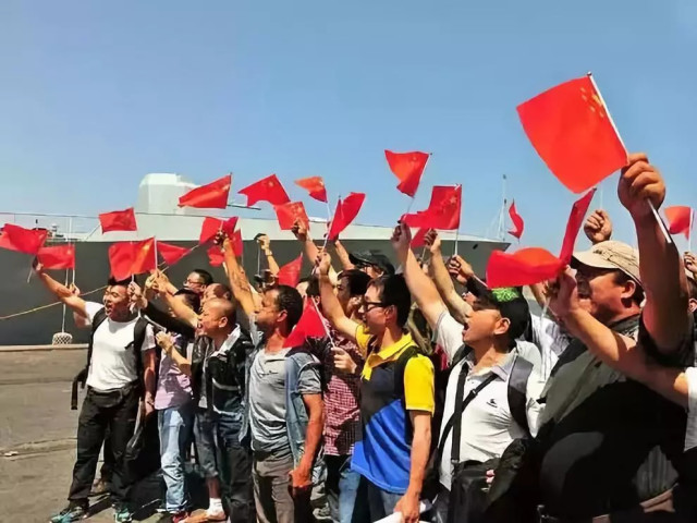 日本被淹,中国大使馆火速派车接人:有一种感动