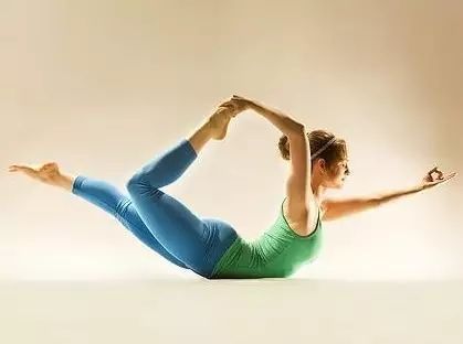 瑜伽体式弓式解析含胸驼背党的救星