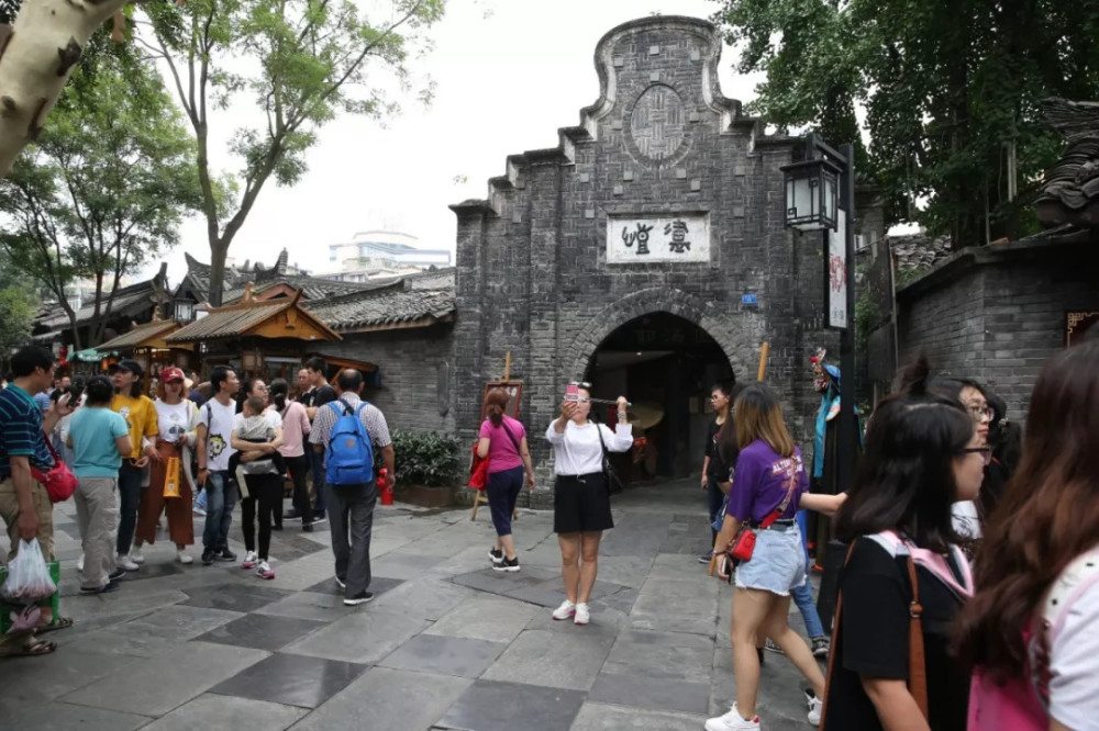 道路不改线不拓宽 少城要这样留住成都味