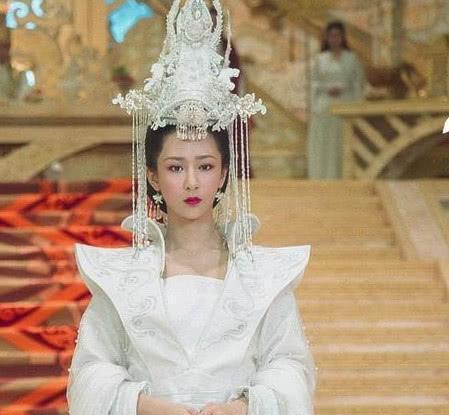 第2次是旭凤和穗禾在魔界举办的大婚,局面又是一度紊乱.