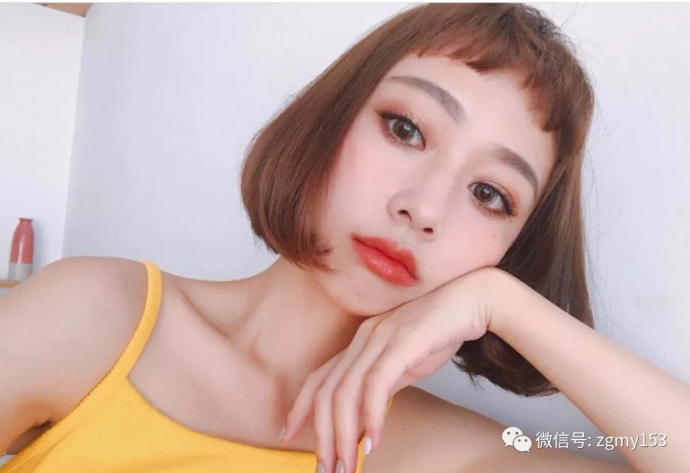 看网红潮人示范眉上刘海短发 好评率绝对100%