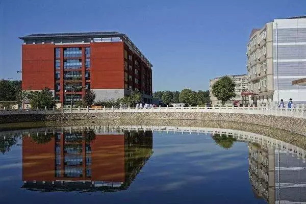 北京|北京16区各区排名NO.1的最牛中学盘点！前世今生介绍