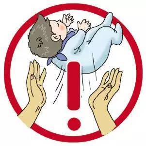 2个月宝宝被摔死只因爸爸这样逗她这6种逗娃动作太危险