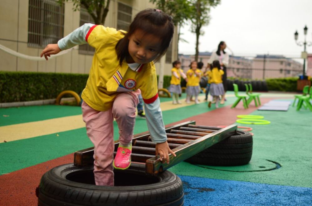 新干县城南幼儿园开学第一课之安全教育