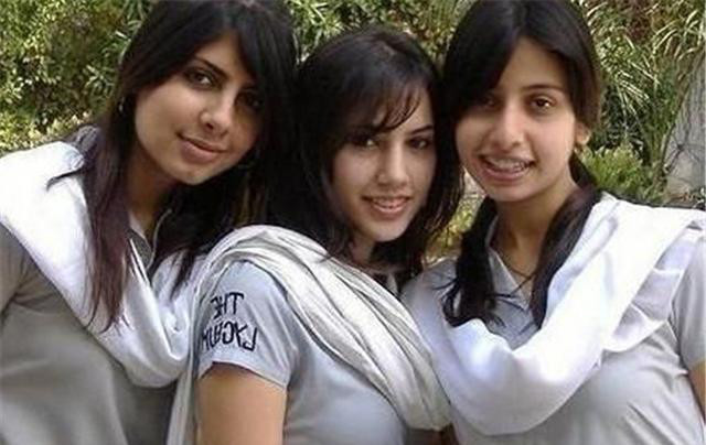 中国人去巴基斯坦旅游,会有啥待遇?网友:刚到