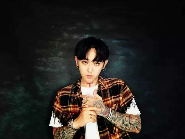 9月10日椒吧开业当晚,"最美郴之声"人气选手 刘宗鑫corki也会到场献唱