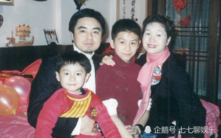 武艺父母离婚内幕曝光:妈妈朋友多爱往外跑,爸