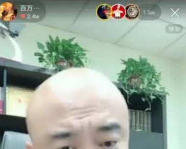 五哥怒怼各大网红都不是人,有奶便是娘,小仔爷虎牙出镜破百万