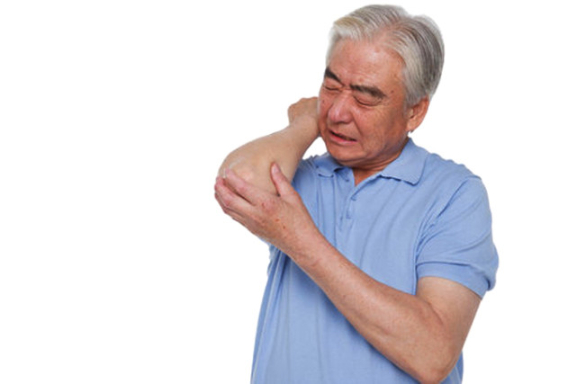 老人经常喊"手脚麻木"的时候,需要警惕这些情况!