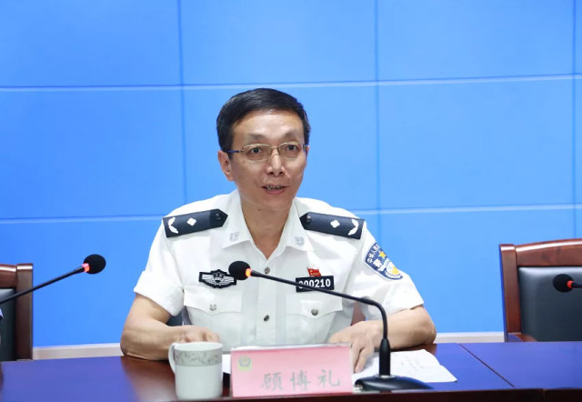 市公安局举办庆祝第34个教师节暨警务技战术教官教学竞赛活动