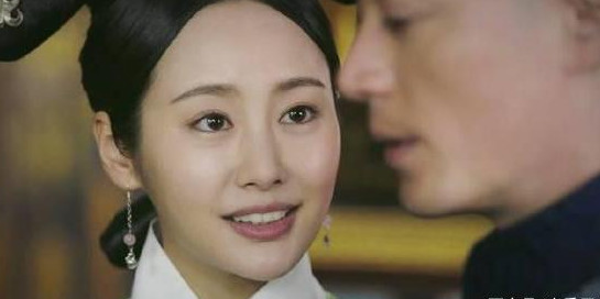 她和魏嬿婉出身相同却没福气!成为乾隆登基后第一个逝世的妃子!