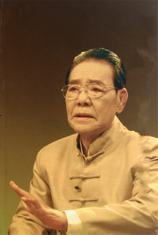 六小龄童发博悼念评书大师单田芳,网友