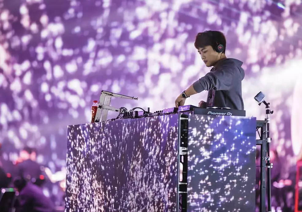 百万粉丝中国电音第一人,竟然在《明日之子》