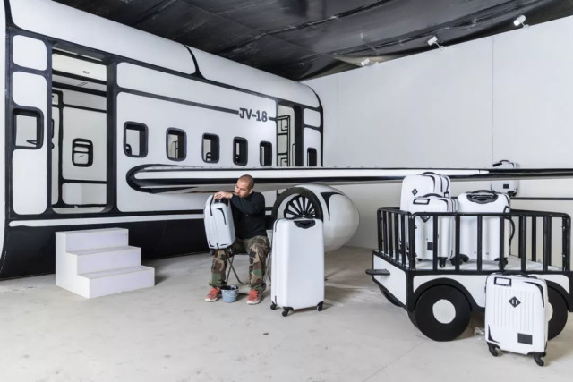 在YOHOOD上大排长龙的二次元机舱到底什么