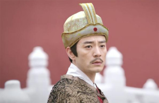 《如懿传》嘉贵人求皇上放过王爷,皇上反应亮