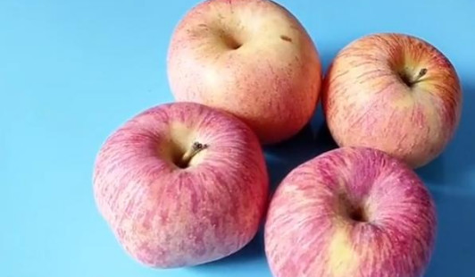 苹果也分雌雄,口味大不相同,教你2个分辨苹果雌雄的小妙招