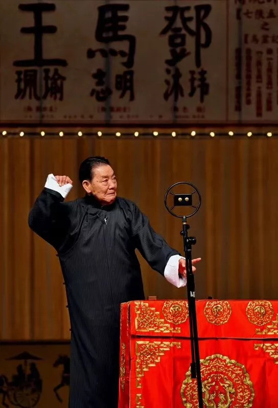 单田芳弟子赵亮先生是评书界白居易老百姓就爱听他