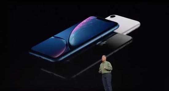 苹果发布最贵iPhone 华为余承东在微博抢戏