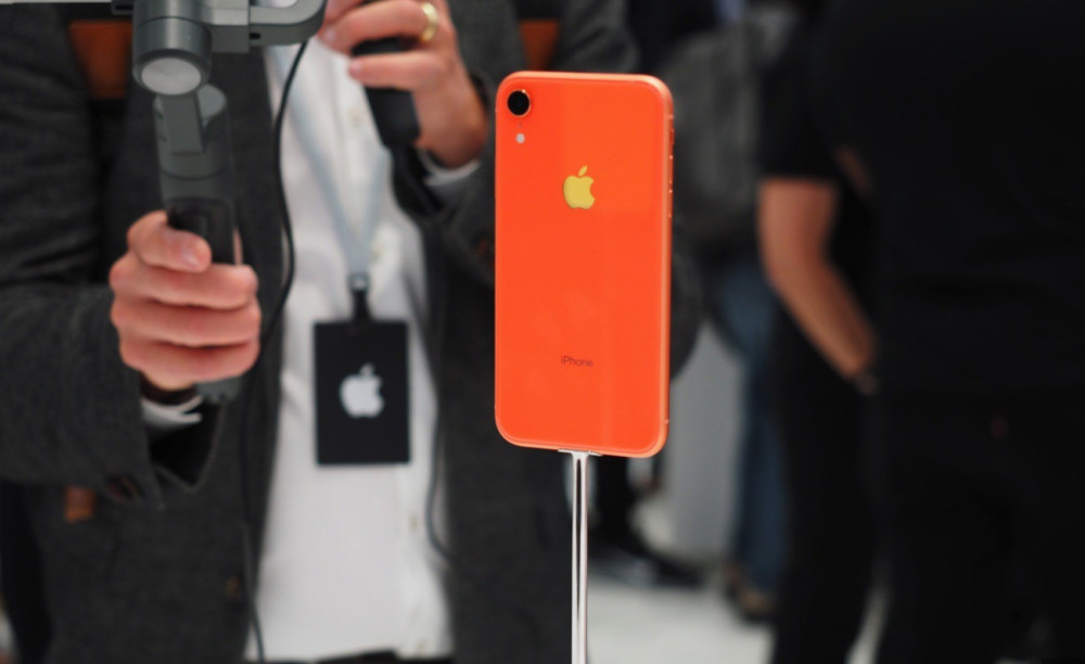 差价2200块,iPhone XR相比XS,到底差在哪儿?